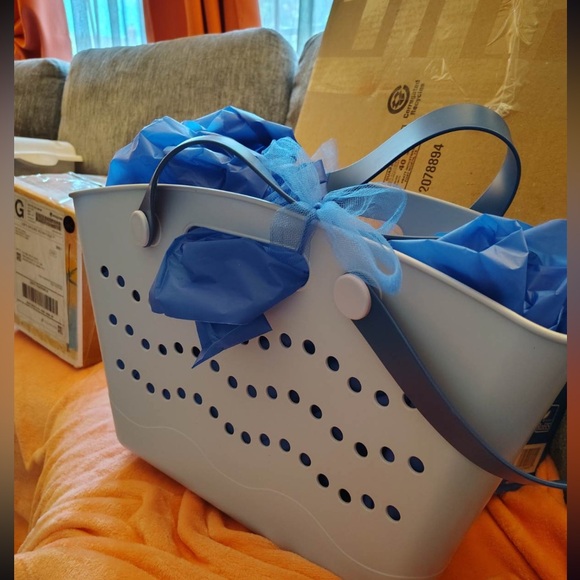 beach bundle wrapped gift 🩷 Other - We will call this the beach bundle 🏖️ i had the best time with this order!